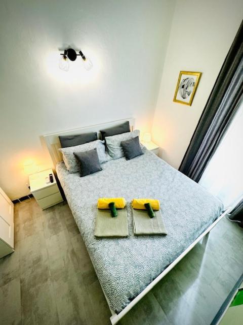 אימפריה Casa Vacanza A 100 Metri Dal Mare מראה חיצוני תמונה